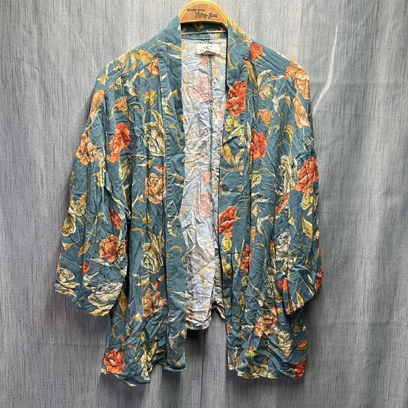 O’Neill floral cardigan size medium - Picture 2 of 10